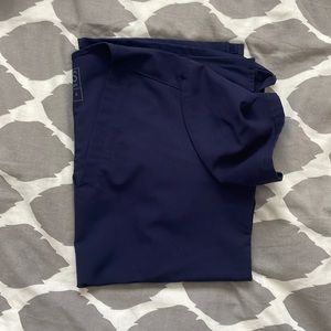 Figs Casma 3 pocket top - Navy